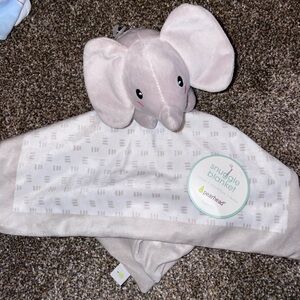 Pearhead Soft Gray Elephant Blanket